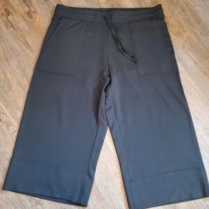 Quince Charcoal Soft Pants